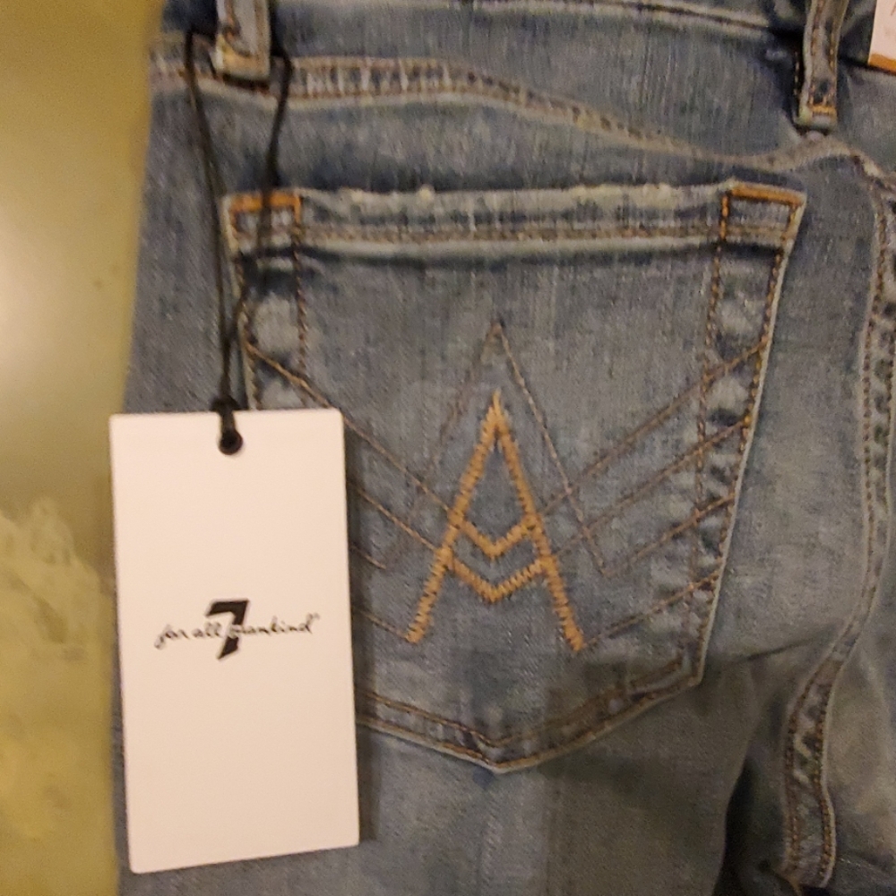 JEANS - Picture 5 of 8